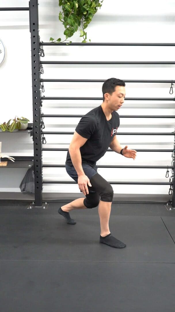 Split Stance Lunge Hold - [P]rehab