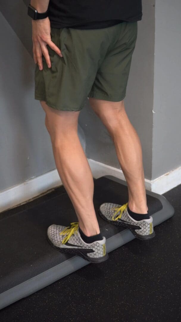 Eccentric Single Leg Heel Raise Off Step P Rehab 0834