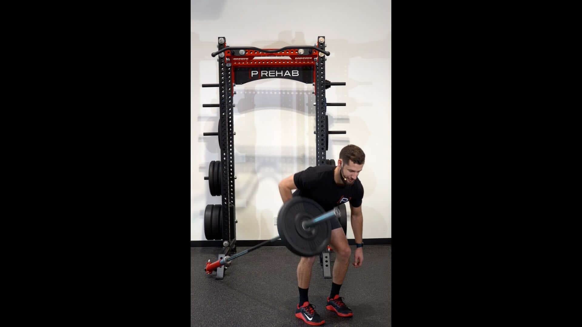 Single arm squat online row