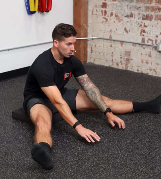 Split Hamstring Stretch - Dynamic - [P]rehab